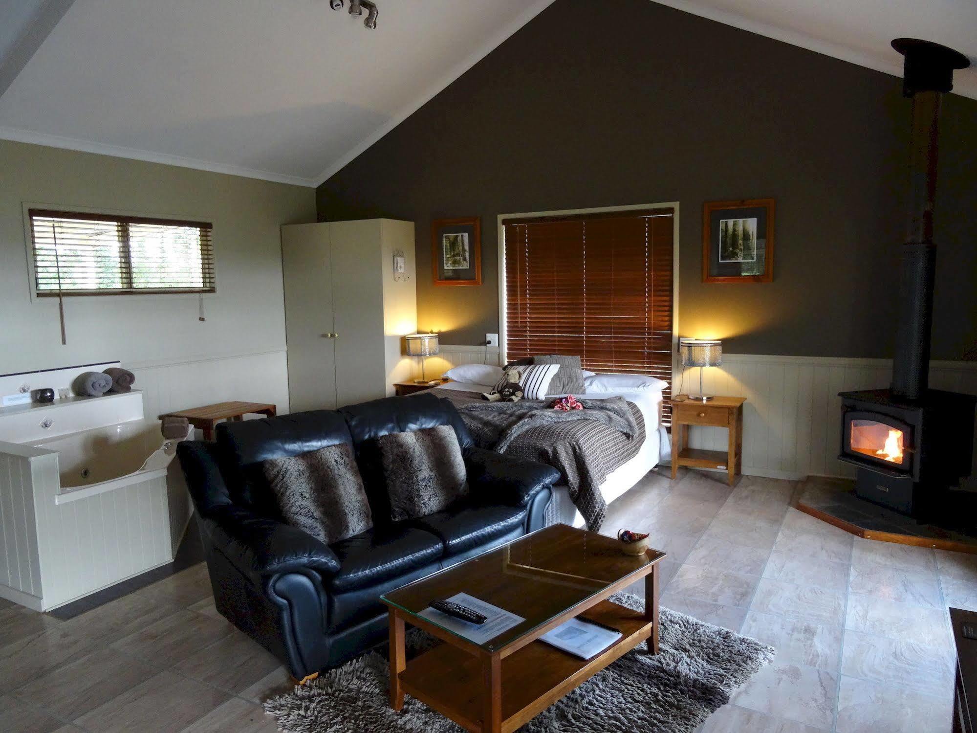 Maleny Luxury Cottages Экстерьер фото